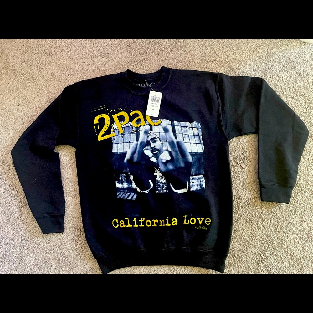 Small black sweatshirt. Tupac “California Love”